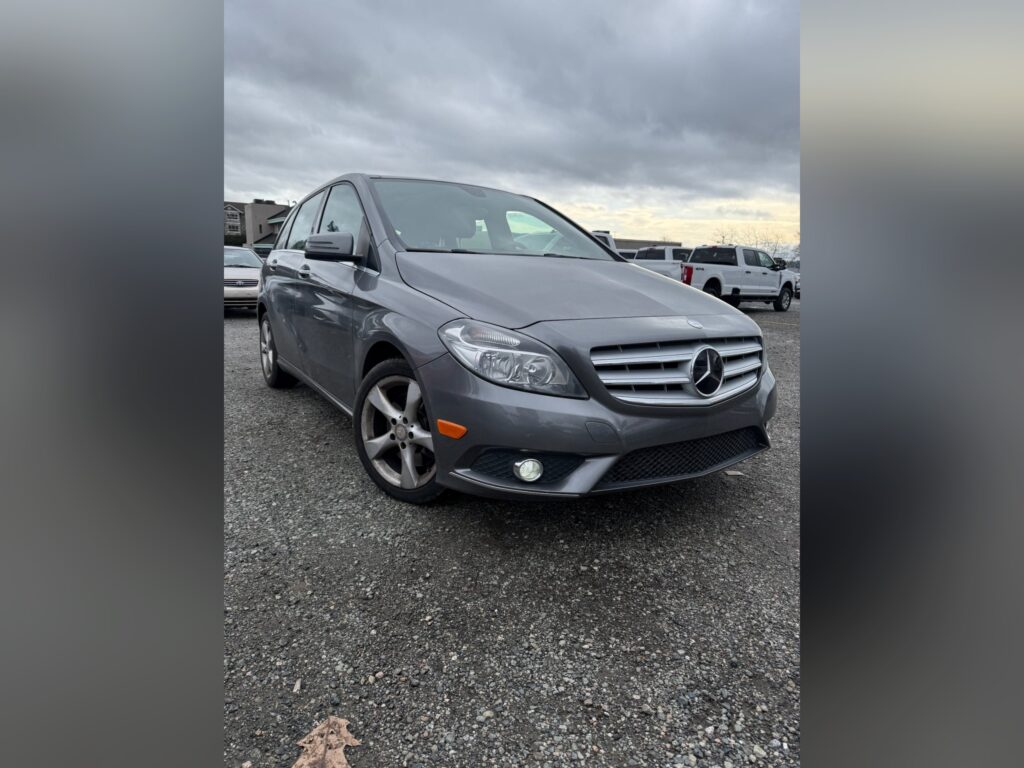 Mercedes-Benz B250 2013 Hatchback