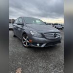 Mercedes-Benz B250 2013 Hatchback photo 1