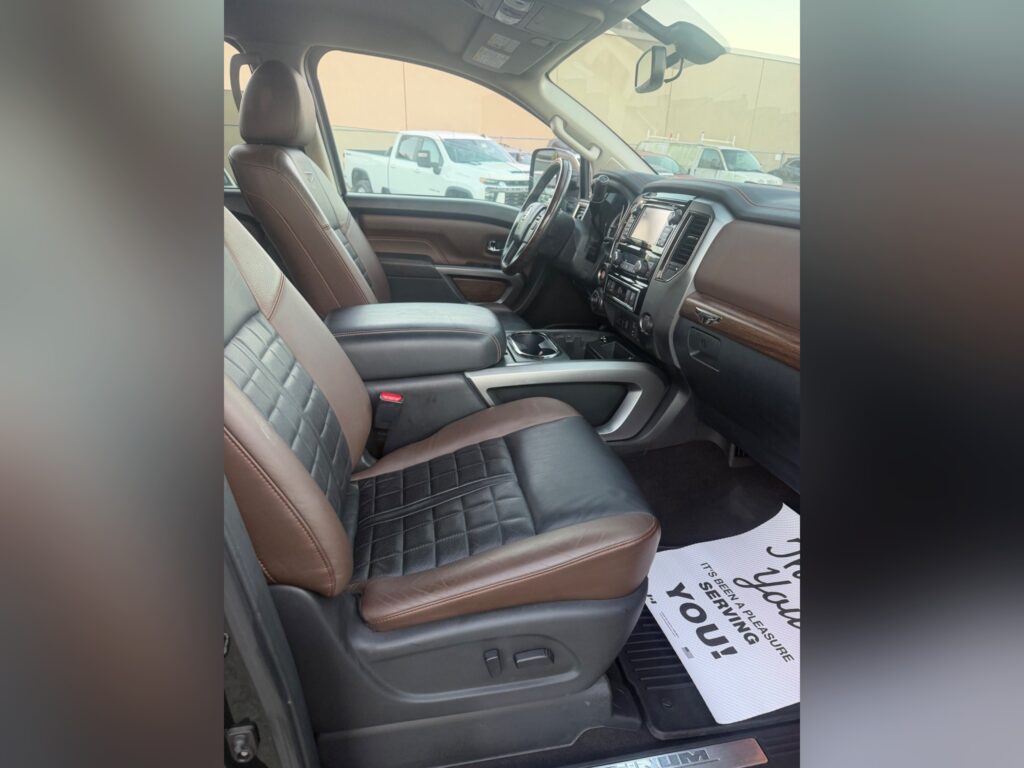 Nissan Titan 2016 Pickup