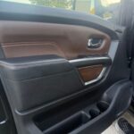 Nissan Titan 2016 Pickup photo 18