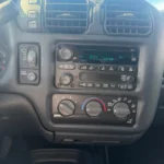 GMC Jimmy 2004 SUV photo 10