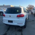 2016 VOLKSWAGEN photo 8