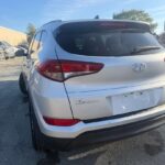 Hyundai Tucson 2016 SUV photo 17